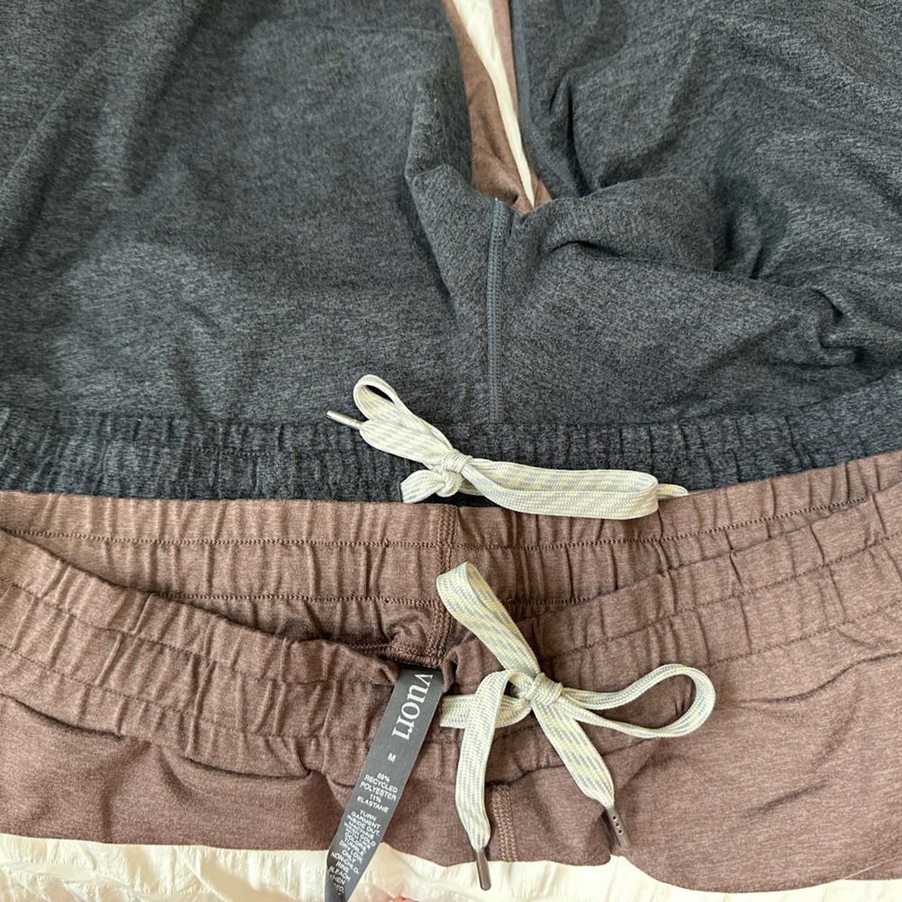 Vuori Performance Jogger Fossil Heather - Picture 8 of 8